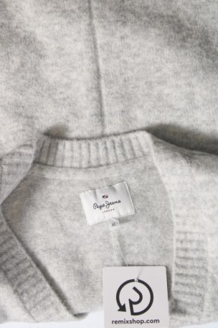 Дамски пуловер Pepe Jeans, Размер XS, Цвят Сив, Цена 43,94 лв.