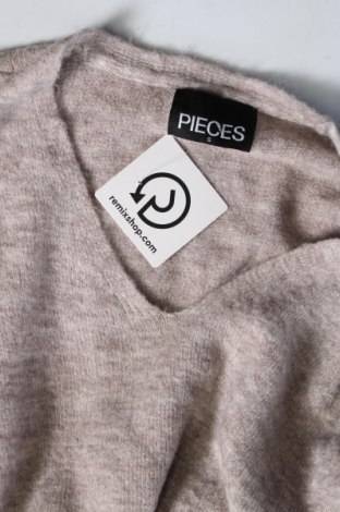 Дамски пуловер Pieces, Размер S, Цвят Бежов, Цена 7,80 лв.