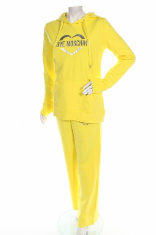 Дамски спортен екип Love Moschino, Размер M, Цвят Жълт, Цена 386,31 лв.