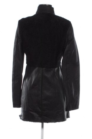 Dámska kožená bunda  Pinko, Veľkosť M, Farba Čierna, Cena  531,96 €