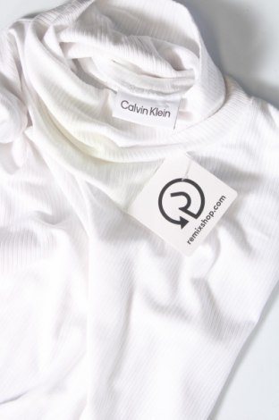 Дамско полo Calvin Klein, Размер M, Цвят Бял, Цена 92,65 лв.