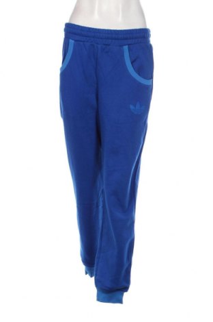 Pantaloni trening de femei Adidas Originals, Mărime S, Culoare Albastru, Preț 154,54 Lei