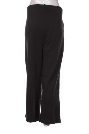 Γυναικείο αθλητικό παντελόνι PUMA, Μέγεθος M, Χρώμα Μαύρο, Τιμή 24,22 €