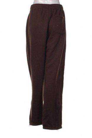 Pantaloni trening de femei Urban Classics, Mărime XXL, Culoare Maro, Preț 45,00 Lei