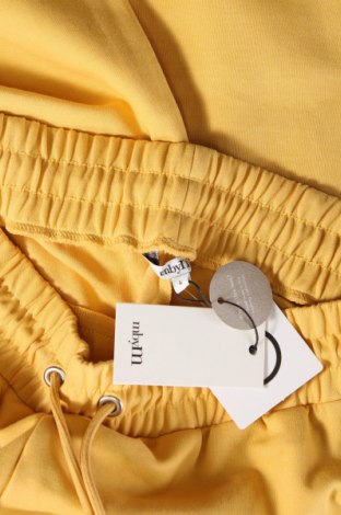 Γυναικείο αθλητικό παντελόνι mbyM, Μέγεθος L, Χρώμα Κίτρινο, Τιμή 44,85 €