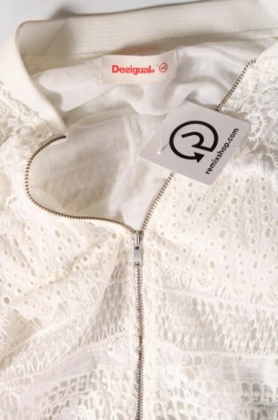 Damenjacke Desigual, Größe L, Farbe Weiß, Preis 32,74 €