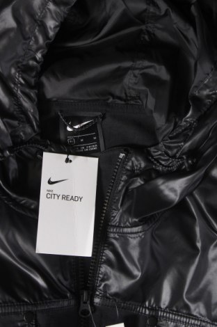 Γυναικείο μπουφάν Nike, Μέγεθος M, Χρώμα Μαύρο, Τιμή 97,94 €