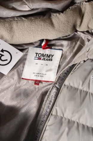 Damenjacke Tommy Jeans, Größe XS, Farbe Grau, Preis 65,00 €