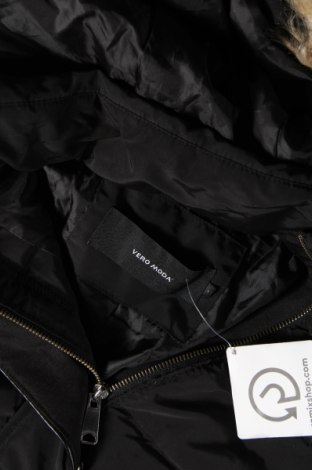 Γυναικείο μπουφάν Vero Moda, Μέγεθος L, Χρώμα Μαύρο, Τιμή 27,48 €