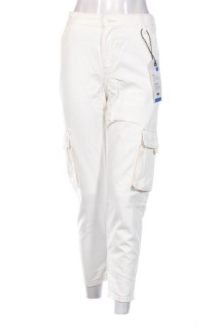 Γυναικείο Τζίν Levi's, Μέγεθος XS, Χρώμα Λευκό, Τιμή 29,05 €