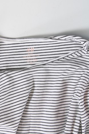 Детска блуза H&M, Размер 15-18y/ 170-176 см, Цвят Многоцветен, Цена 4,93 лв.