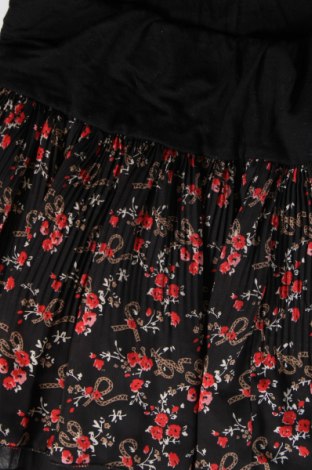 Dětská sukně , Velikost 5-6y/ 116-122 cm, Barva Černá, Cena  405,00 Kč