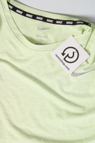 Παιδικό μπλουζάκι Nike, Μέγεθος 10-11y/ 146-152 εκ., Χρώμα Πράσινο, Τιμή 19,79 €