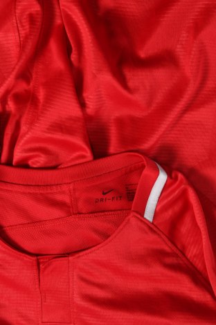 Παιδικό μπλουζάκι Nike, Μέγεθος 13-14y/ 164-168 εκ., Χρώμα Κόκκινο, Τιμή 12,21 €