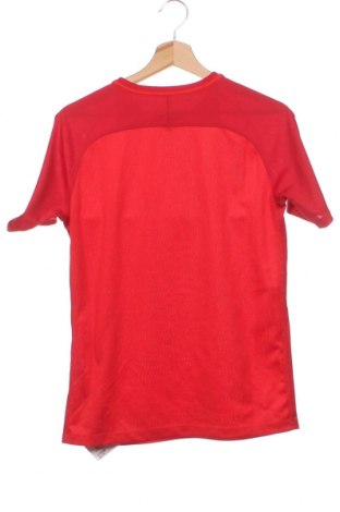 Dětské tričko  Nike, Velikost 13-14y/ 164-168 cm, Barva Červená, Cena  446,00 Kč