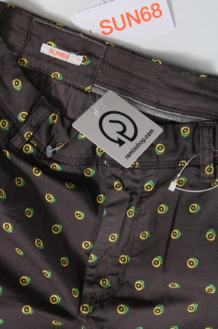 Pantaloni scurți pentru copii SUN68, Mărime 13-14y/ 164-168 cm, Culoare Multicolor, Preț 75,79 Lei