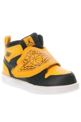 Kinderschuhe Air Jordan Nike, Größe 23, Farbe Gelb, Preis 76,55 €