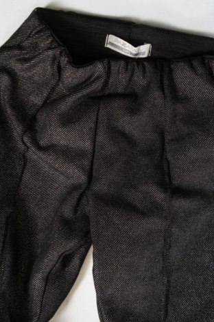 Детски панталон Piazza Italia, Размер 4-5y/ 110-116 см, Цвят Черен, Цена 15,97 лв.