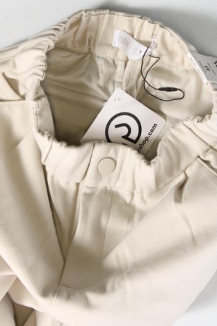 Детски панталон Zara, Размер 7-8y/ 128-134 см, Цвят Екрю, Цена 17,40 лв.