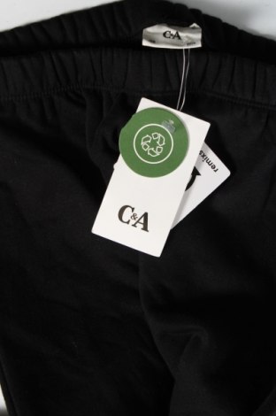 Pantaloni de trening, pentru copii C&A, Mărime 12-13y/ 158-164 cm, Culoare Negru, Preț 29,61 Lei
