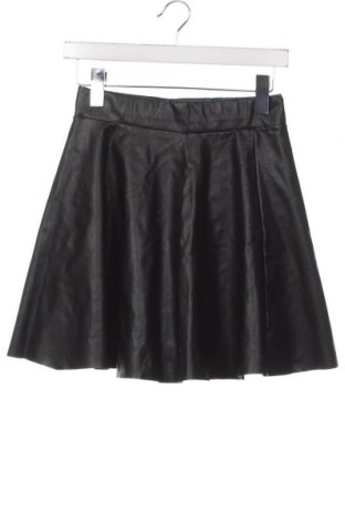 Δερμάτινη φούστα, Μέγεθος S, Χρώμα Μαύρο, Τιμή 2,67 €