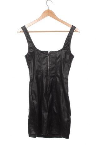 Δερμάτινο φόρεμα Bershka, Μέγεθος S, Χρώμα Μαύρο, Τιμή 6,67 €