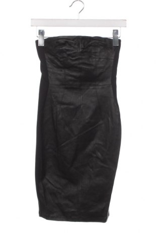 Кожена рокля Pinko, Размер XXS, Цвят Черен, Цена 157,95 лв.