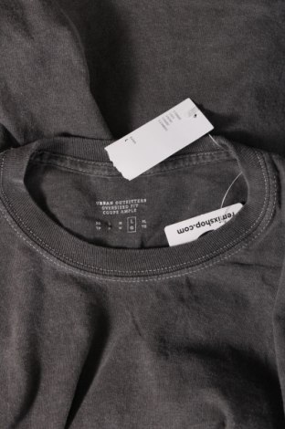 Bluză de bărbați Urban Outfitters, Mărime L, Culoare Gri, Preț 190,79 Lei