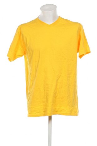 Ανδρικό t-shirt Fruit Of The Loom, Μέγεθος XL, Χρώμα Κίτρινο, Τιμή 7,80 €