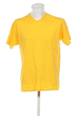 Мъжка тениска Fruit Of The Loom, Размер XL, Цвят Жълт, Цена 12,35 лв.