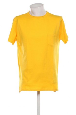 Ανδρικό t-shirt Reign, Μέγεθος XL, Χρώμα Κίτρινο, Τιμή 7,77 €