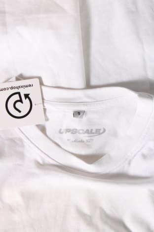 Мъжка тениска Upscale by Mister Tee, Размер S, Цвят Бял, Цена 29,00 лв.