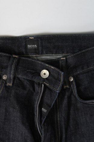 Мъжки дънки Hugo Boss, Размер S, Цвят Син, Цена 78,01 лв.