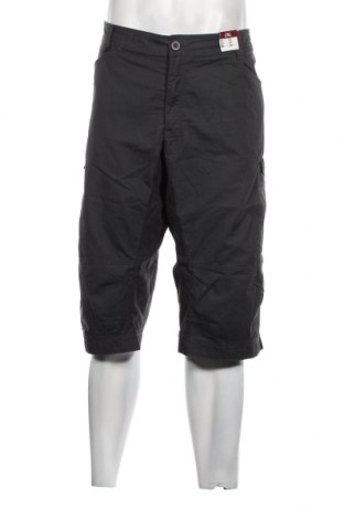 Мъжки къс панталон Decathlon, Размер XXL, Цвят Сив, Цена 32,00 лв.