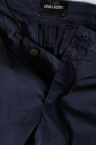 Pantaloni scurți de bărbați Lyle & Scott, Mărime M, Culoare Albastru, Preț 128,78 Lei