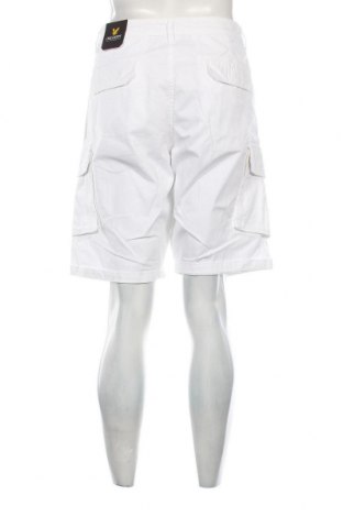 Мъжки къс панталон Lyle & Scott, Размер XL, Цвят Бял, Цена 40,02 лв.