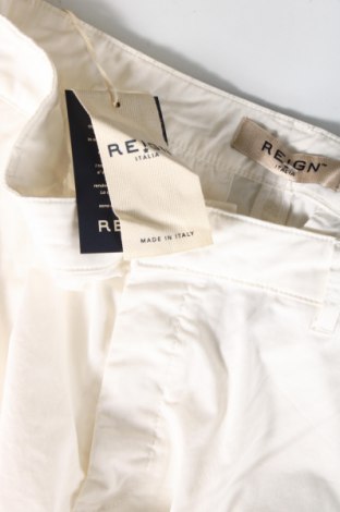 Мъжки къс панталон Reign, Размер XL, Цвят Бял, Цена 58,00 лв.