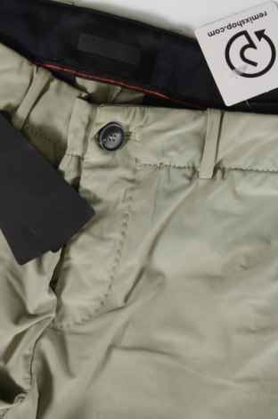 Pantaloni scurți de bărbați Roberto Ricci Designs, Mărime S, Culoare Verde, Preț 128,78 Lei