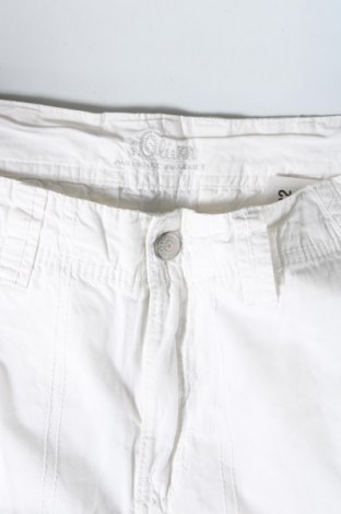 Pantaloni scurți de bărbați S.Oliver, Mărime L, Culoare Alb, Preț 65,79 Lei