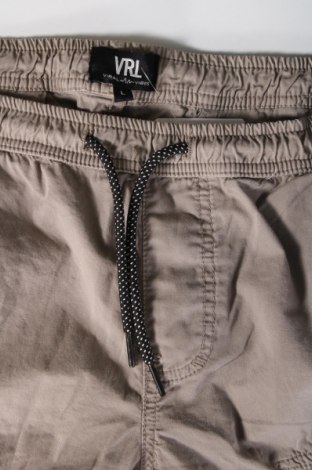 Pantaloni scurți de bărbați Viral Vibes, Mărime L, Culoare Gri, Preț 190,79 Lei