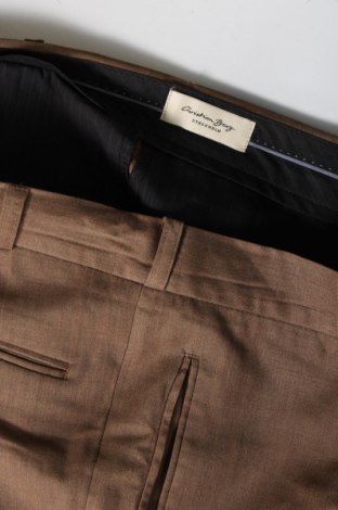 Pantaloni de bărbați Christian Berg, Mărime M, Culoare Bej, Preț 87,55 Lei