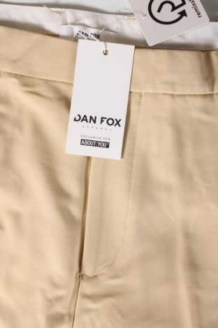 Мъжки панталон Dan Fox X About You, Размер M, Цвят Бежов, Цена 15,66 лв.