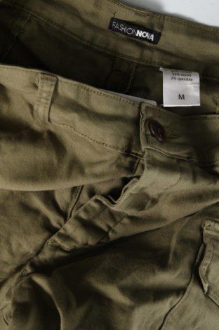 Ανδρικό παντελόνι Fashion nova, Μέγεθος S, Χρώμα Πράσινο, Τιμή 17,94 €