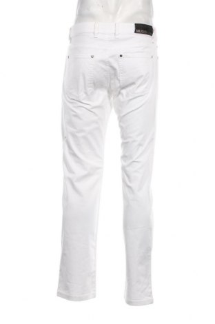 Мъжки панталон Hugo Boss, Размер M, Цвят Бял, Цена 98,00 лв.