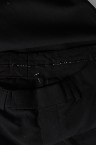 Мъжки панталон Hugo Boss, Размер M, Цвят Черен, Цена 80,89 лв.