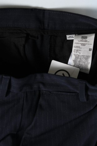 Pantaloni de bărbați Jack & Jones, Mărime L, Culoare Albastru, Preț 95,39 Lei