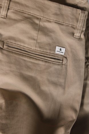 Мъжки панталон Jack & Jones, Размер L, Цвят Бежов, Цена 82,00 лв.
