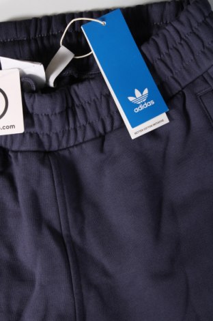 Pantaloni trening de bărbați Adidas Originals, Mărime L, Culoare Albastru, Preț 125,92 Lei
