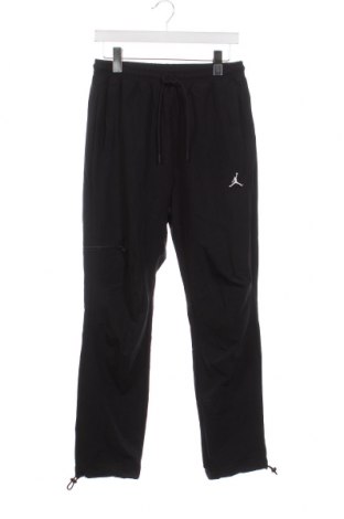 Мъжко спортно долнище Air Jordan Nike, Размер S, Цвят Черен, Цена 92,65 лв.