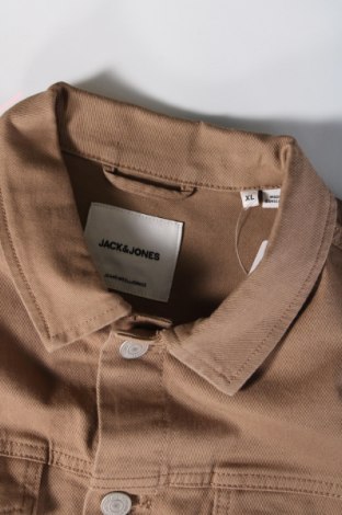 Ανδρικό μπουφάν Jack & Jones, Μέγεθος XL, Χρώμα Καφέ, Τιμή 42,27 €